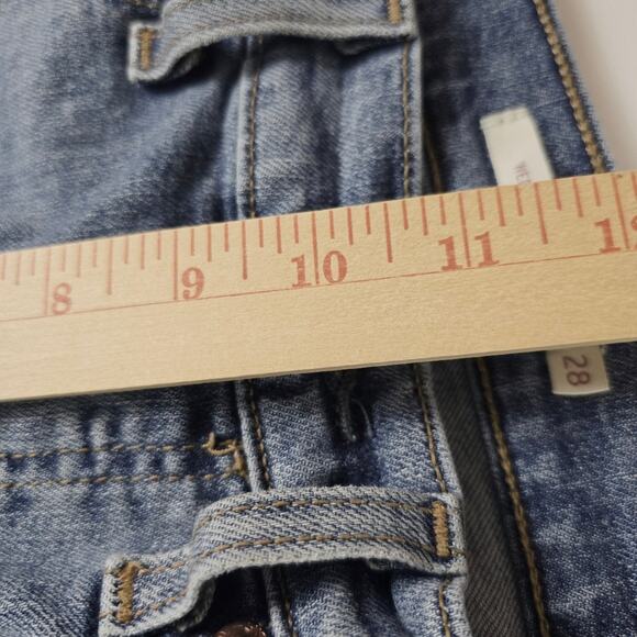 Levi's Women's Jeans Size 28 Wedgie Skinny Button Fly Distressed Raw Hem Denim - Picture 8 of 14